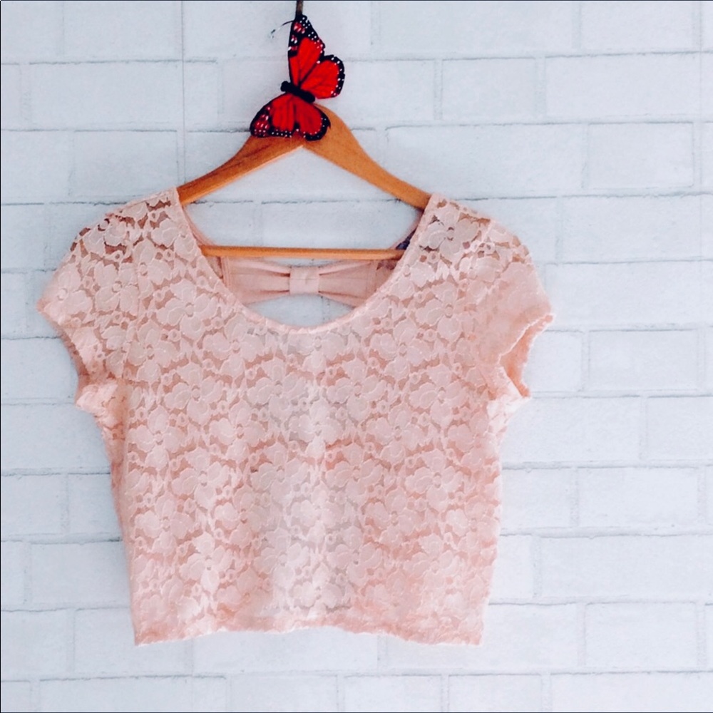 Charlotte Russe Boxy Bow Cropped Top Size L